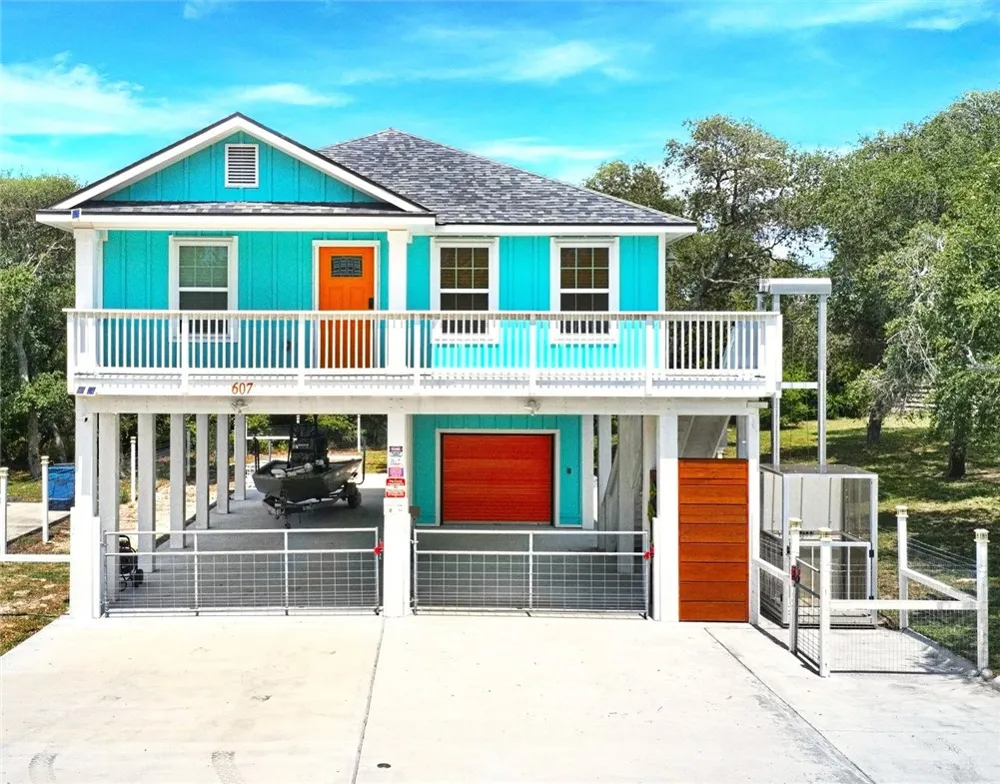 607 Huisache Lane Ingleside on the Bay, TX 78362