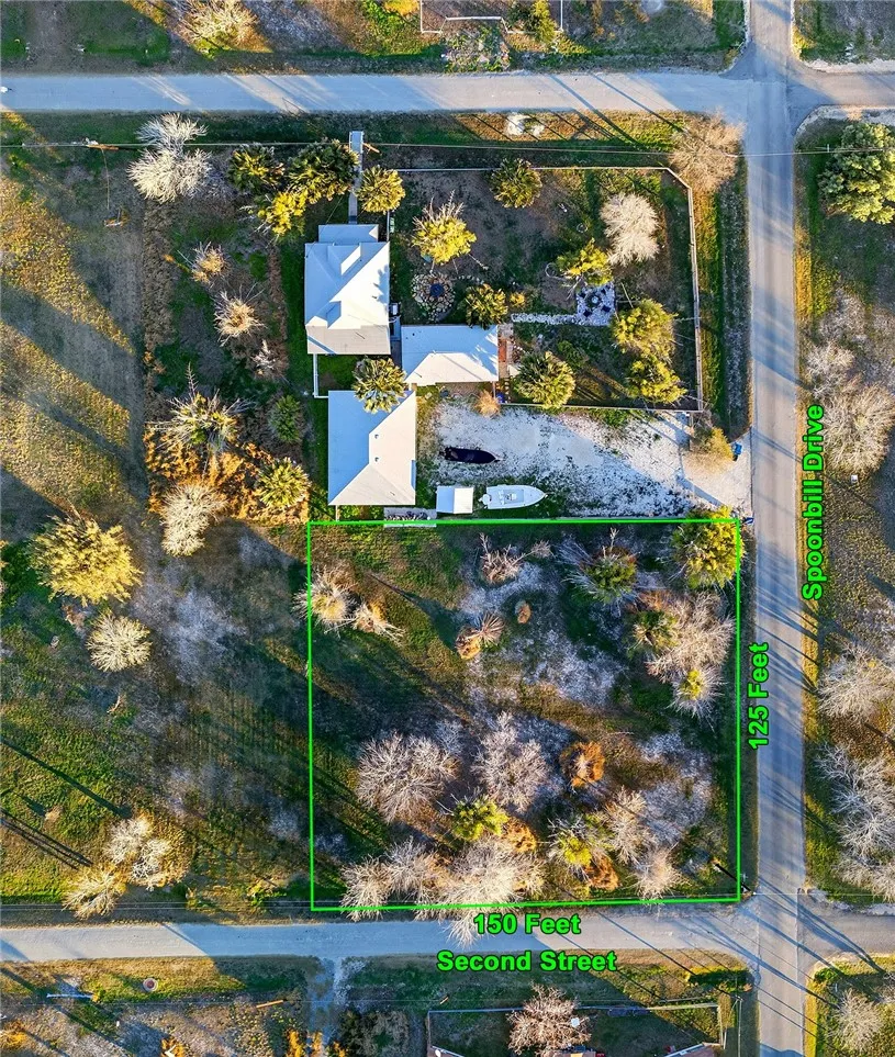 402 Second Street Bayside, TX 78340