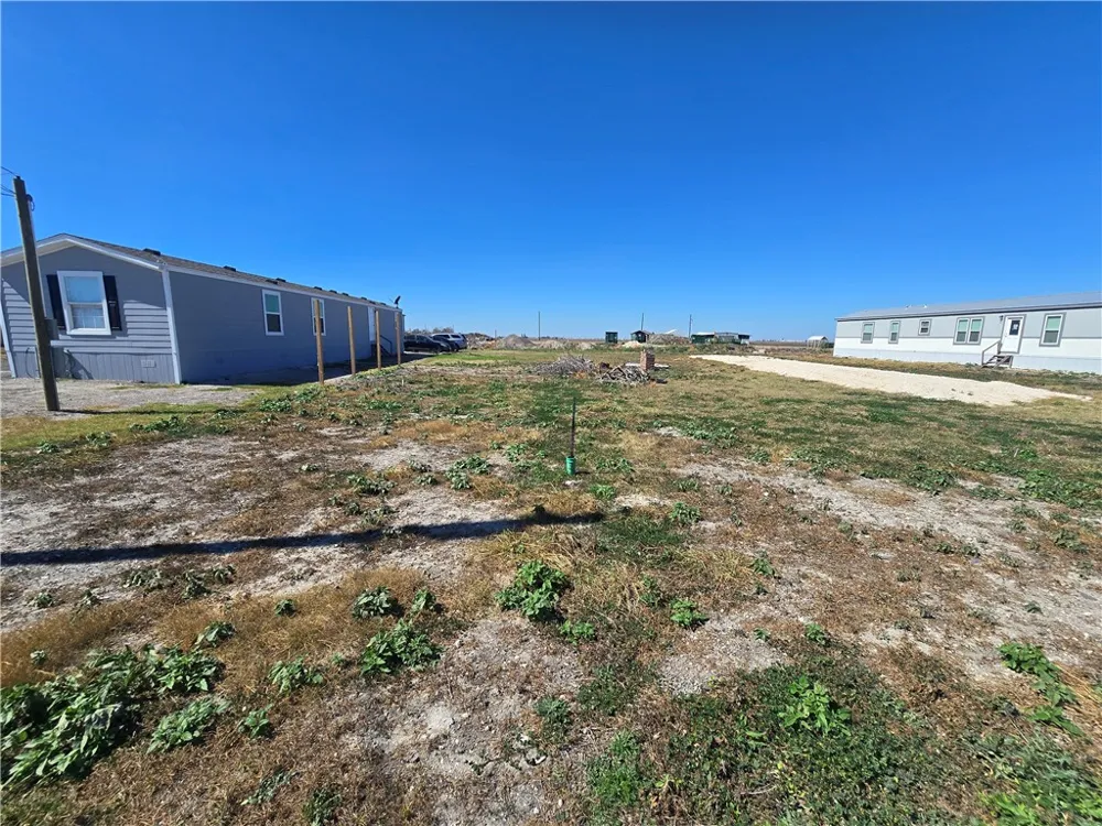 25 Packinghouse Road Taft, TX 78390