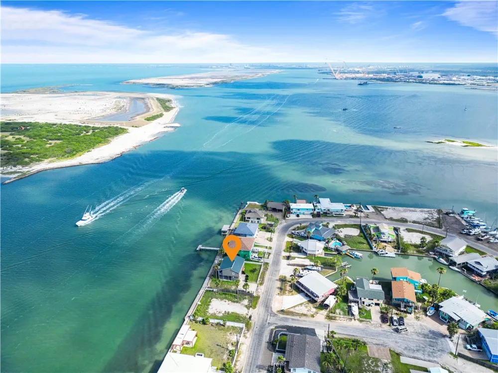 110 Bayshore Drive Ingleside on the Bay, TX 78362