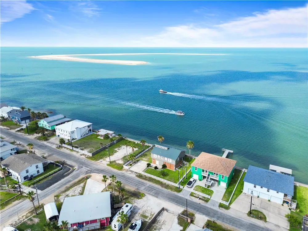 110 Bayshore Drive Ingleside on the Bay, TX 78362
