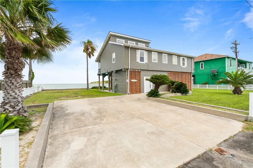 110 Bayshore Drive Ingleside on the Bay, TX 78362