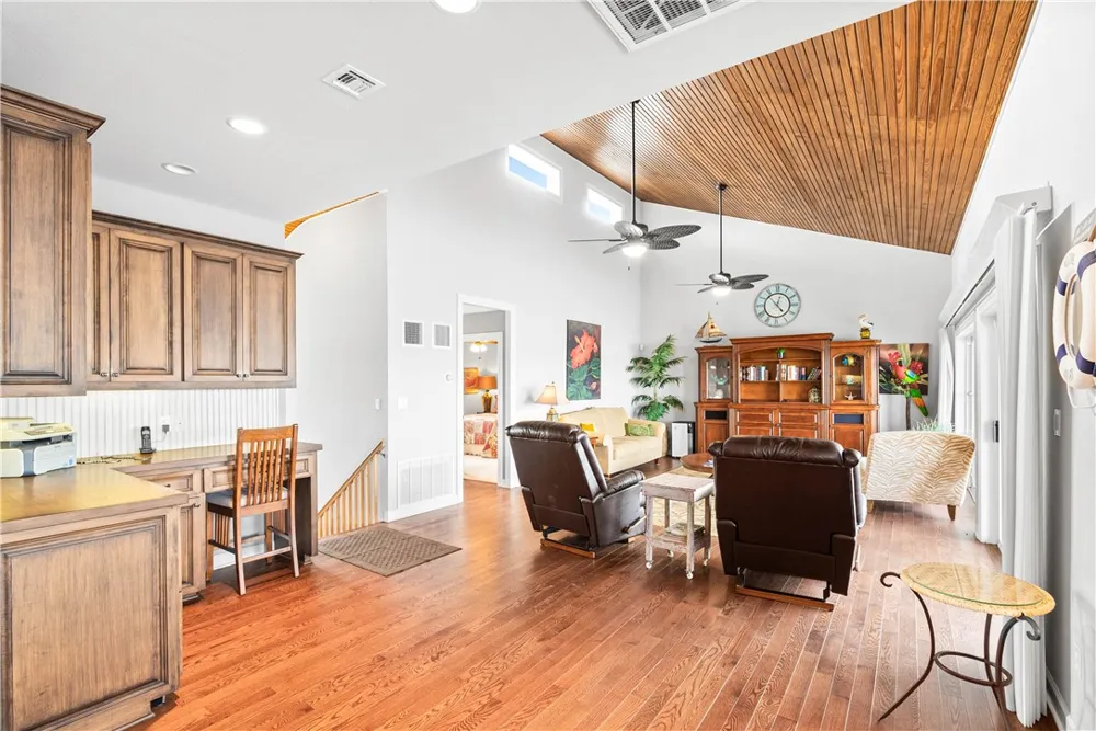 110 Bayshore Drive Ingleside on the Bay, TX 78362