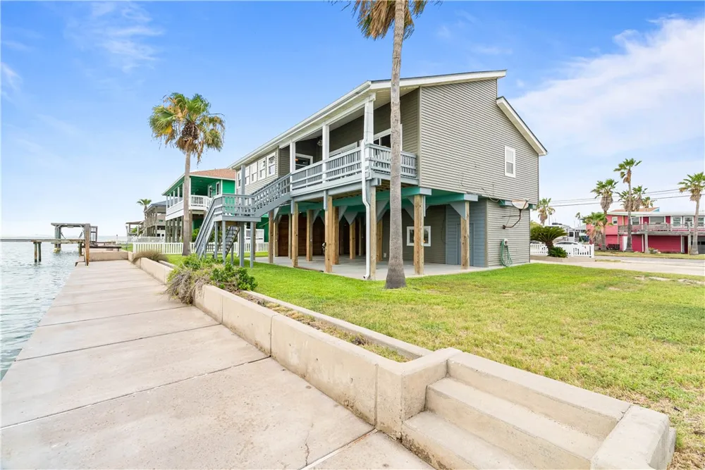 110 Bayshore Drive Ingleside on the Bay, TX 78362