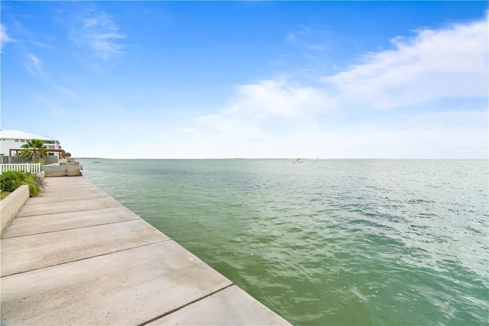110 Bayshore Drive Ingleside on the Bay, TX 78362