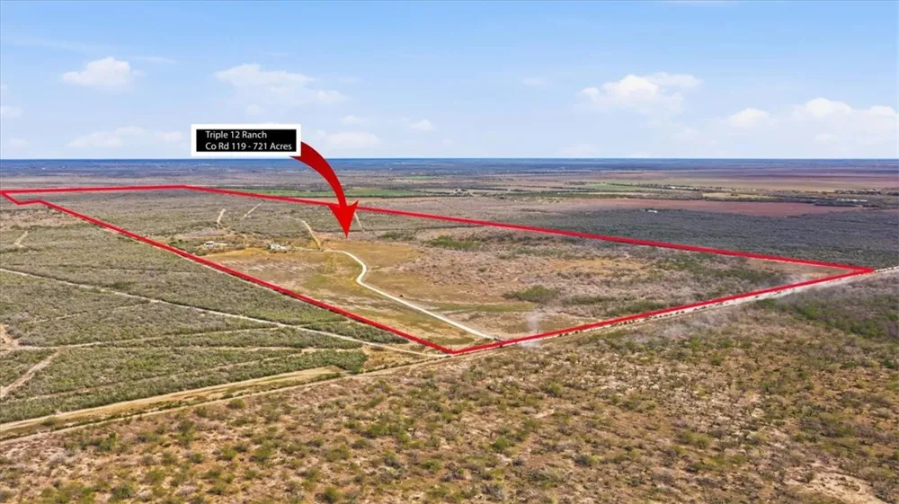 817 County Road 119 Alice, TX 78332