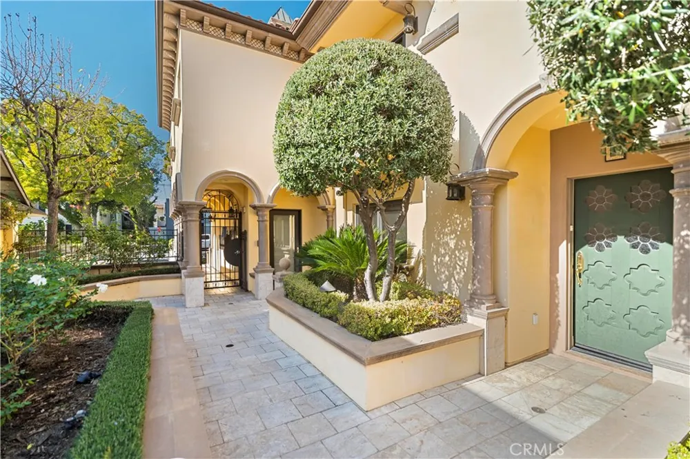 478 S oakland ave #2 Pasadena, CA 91101