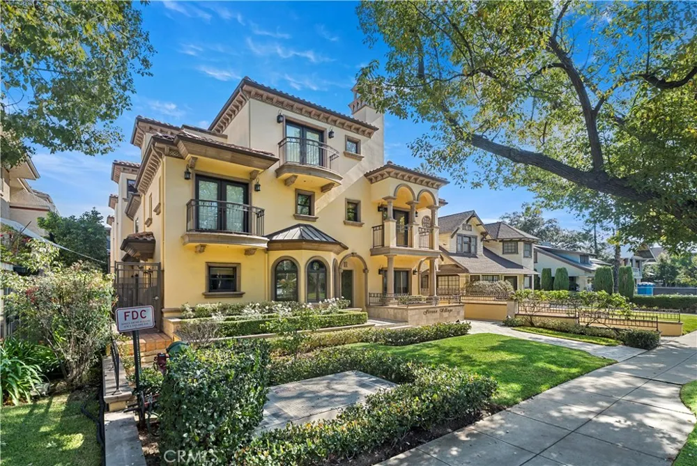 478 S oakland ave #2 Pasadena, CA 91101