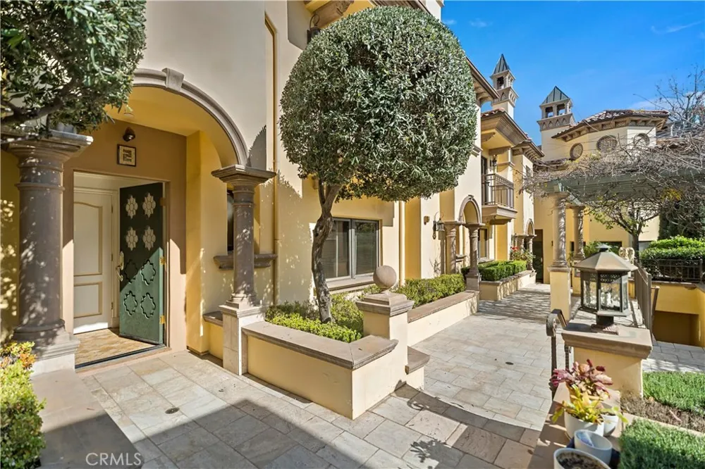 478 S oakland ave #2 Pasadena, CA 91101