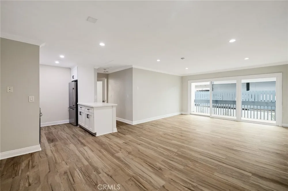 802 Camino Real #206