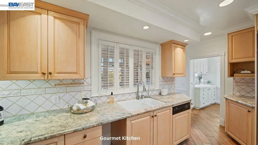5280 Sheridan Rd Sunol, CA 94586
