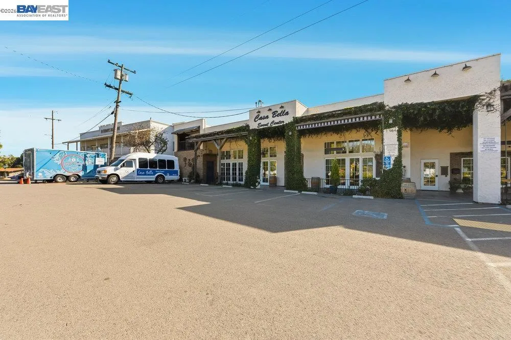 5280 Sheridan Rd Sunol, CA 94586