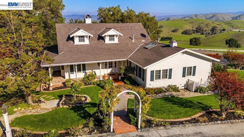 5280 Sheridan Rd Sunol, CA 94586