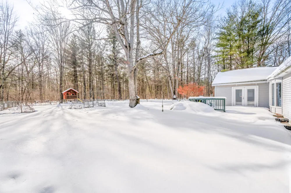 19077 12 Mile Road Mecosta Township, MI 49307
