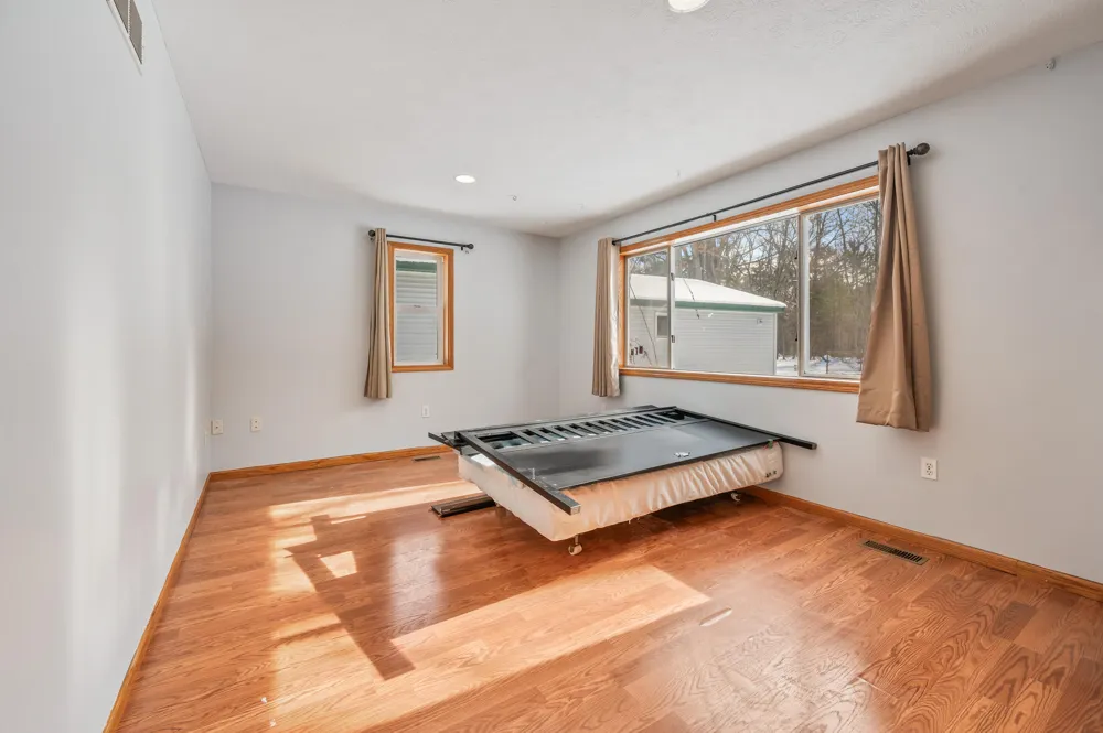 19077 12 Mile Road Mecosta Township, MI 49307