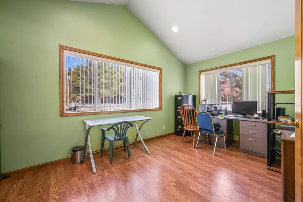19077 12 Mile Road Mecosta Township, MI 49307