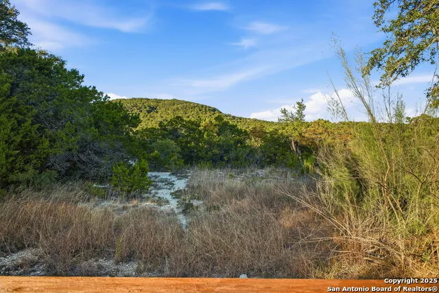 18668 Bandera Helotes, TX 78023