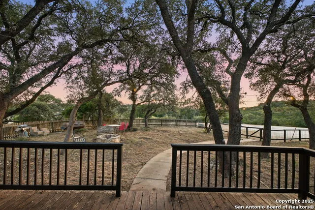 18668 Bandera Helotes, TX 78023