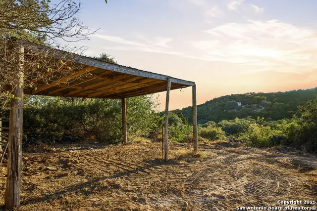 18668 Bandera Helotes, TX 78023