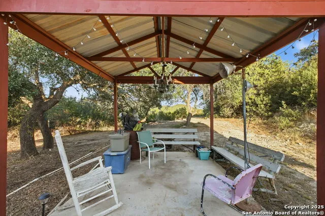 18668 Bandera Helotes, TX 78023