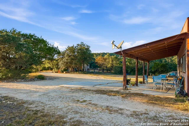 18668 Bandera Helotes, TX 78023