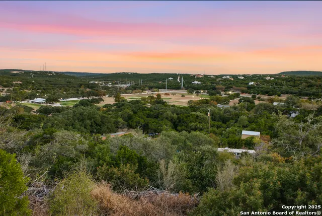 18668 Bandera Helotes, TX 78023