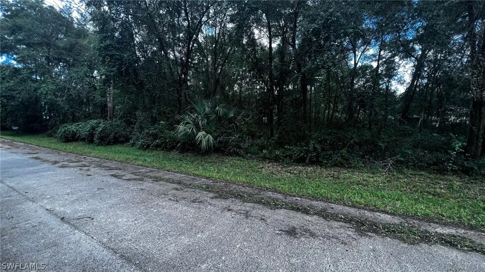 E John Lane Inverness, FL 34453