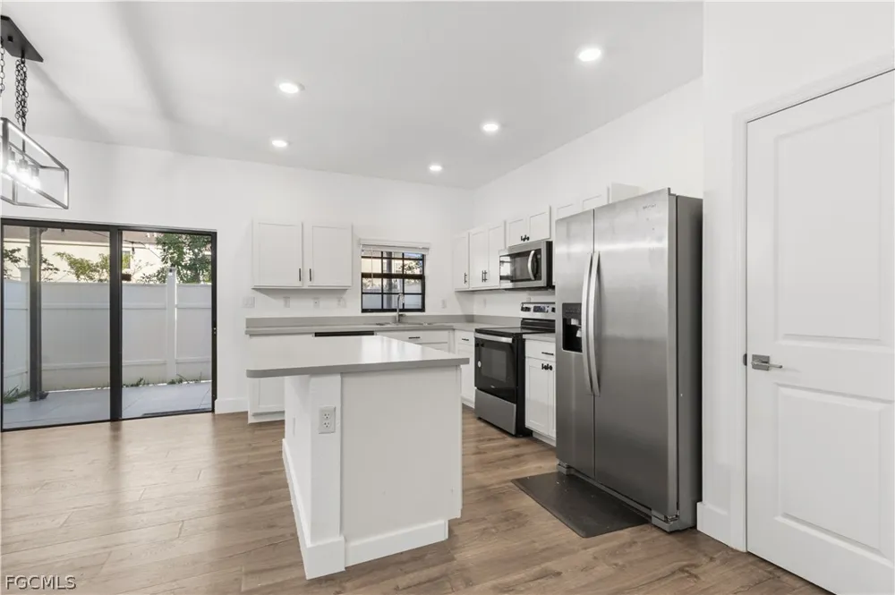 SW 7TH AVENUE Floral City, FL 33034