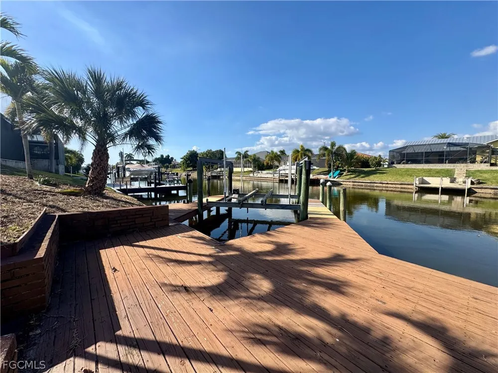 SE 33rd Terrace Cape Coral, FL 33904