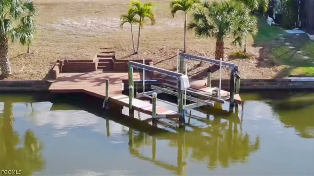 SE 33rd Terrace Cape Coral, FL 33904