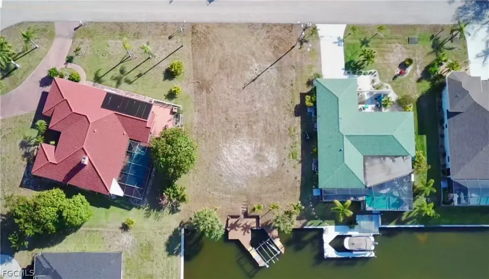 SE 33rd Terrace Cape Coral, FL 33904