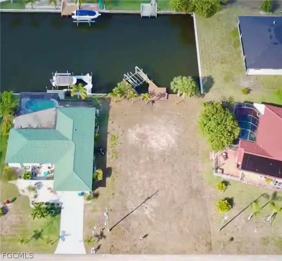 SE 33rd Terrace Cape Coral, FL 33904