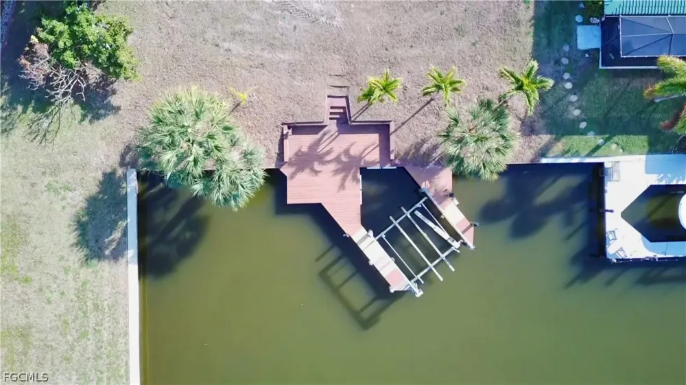 SE 33rd Terrace Cape Coral, FL 33904