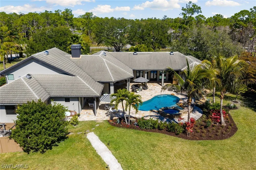 Sable Ridge Lane Naples, FL 34109