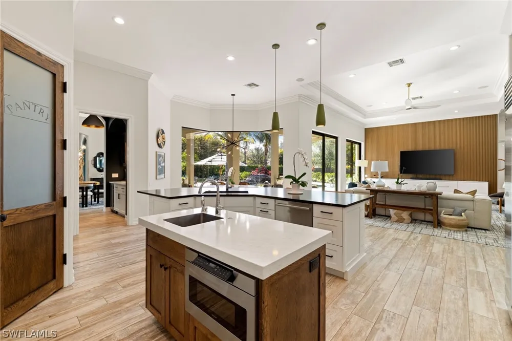 Sable Ridge Lane Naples, FL 34109