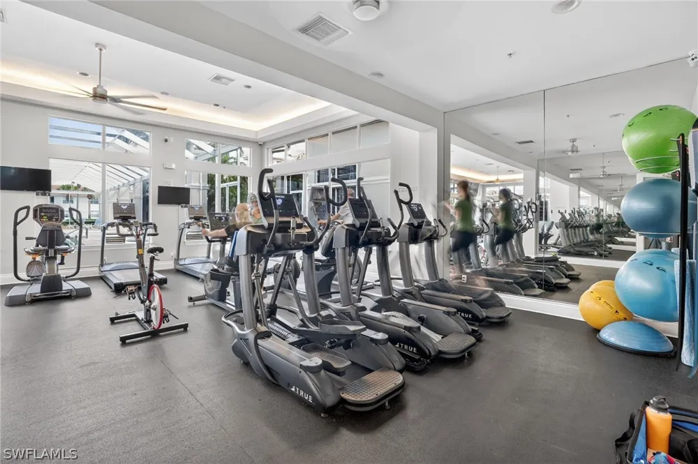 Sandpiper Way Naples, FL 34109