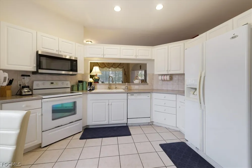 Bay Lake Drive Fort Myers, FL 33907