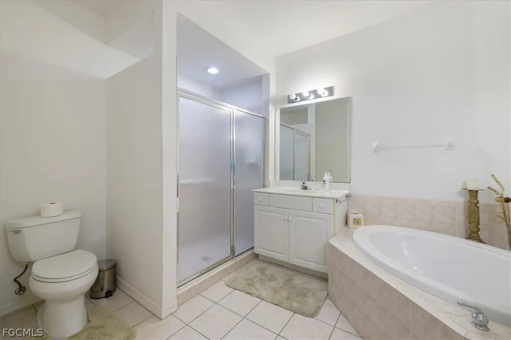 Bay Lake Drive Fort Myers, FL 33907