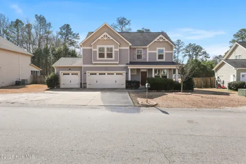 183 Coopers Creek Avenue