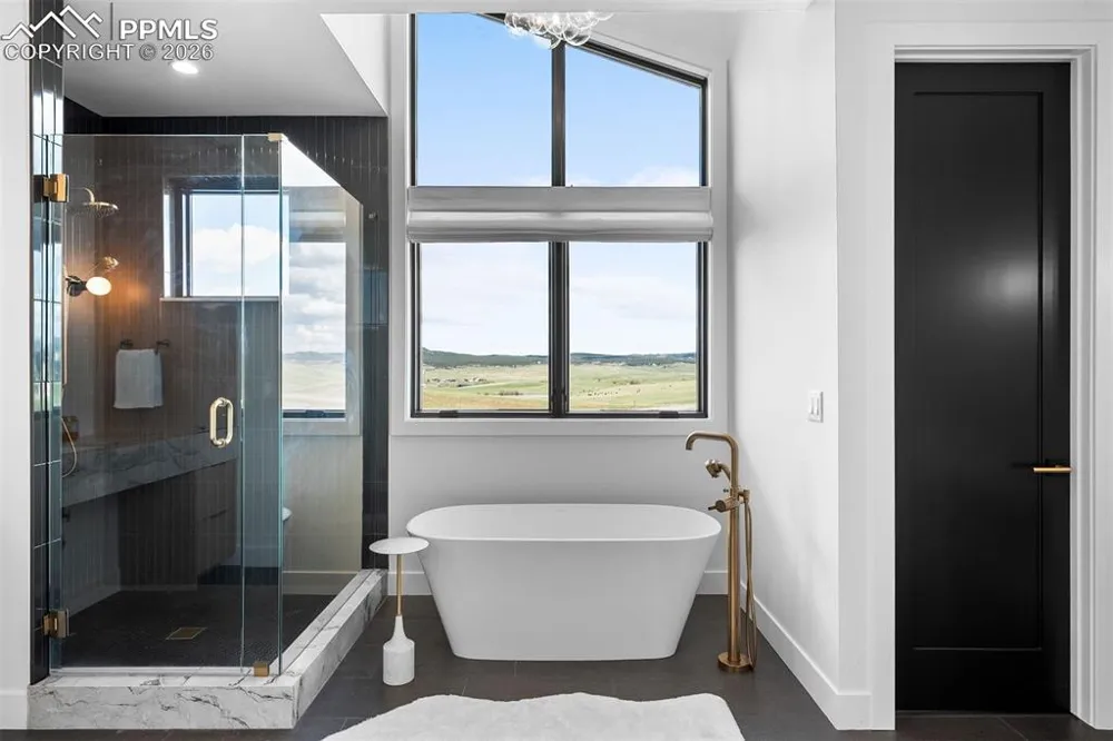 5815 Peppy San Circle Larkspur, CO 80118