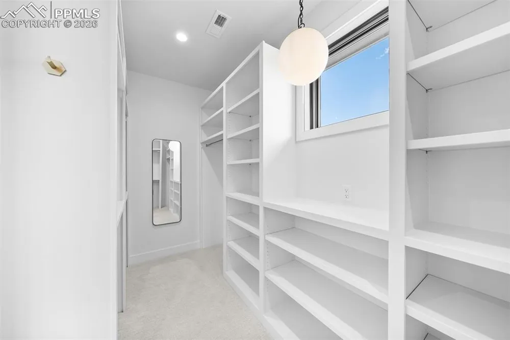 5815 Peppy San Circle Larkspur, CO 80118