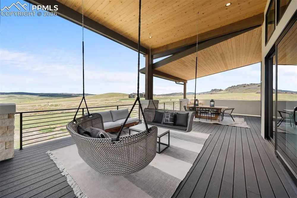 5815 Peppy San Circle Larkspur, CO 80118