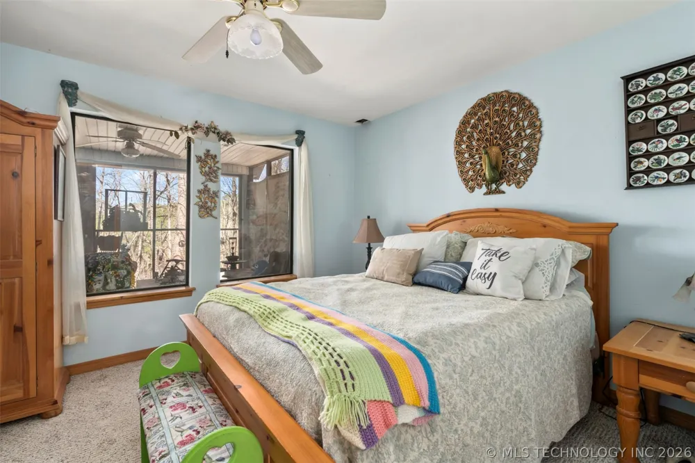 1117 Fox Point Road Kansas, OK 74347