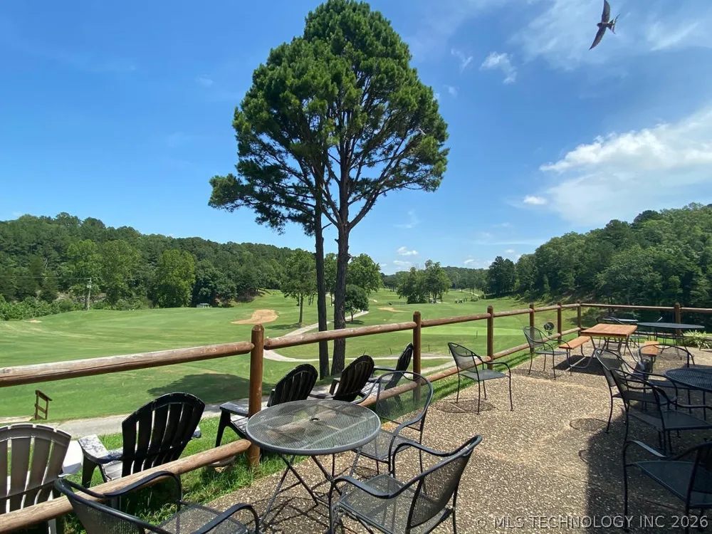 1117 Fox Point Road Kansas, OK 74347