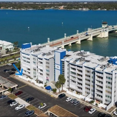 500 TREASURE ISLAND CAUSEWAY #106