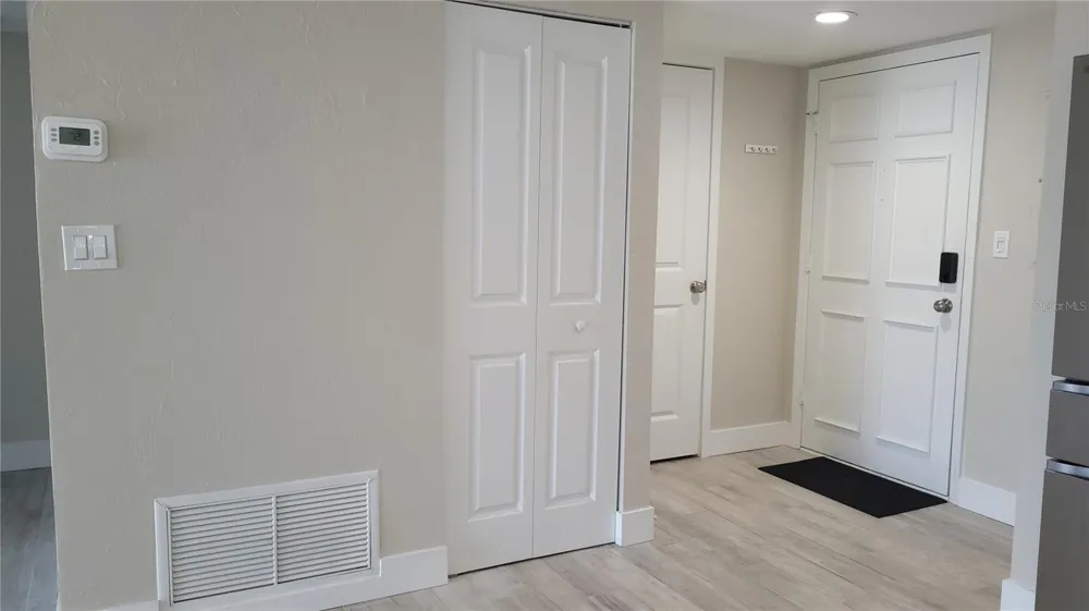 500 TREASURE ISLAND CAUSEWAY #106 Treasure Island, FL 33706