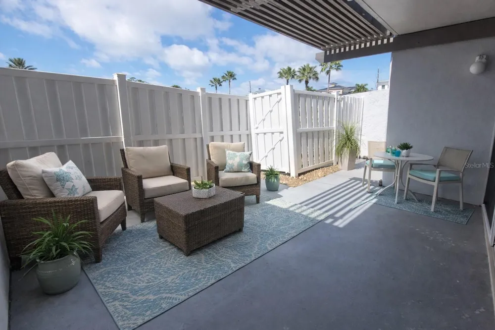 500 TREASURE ISLAND CAUSEWAY #106 Treasure Island, FL 33706