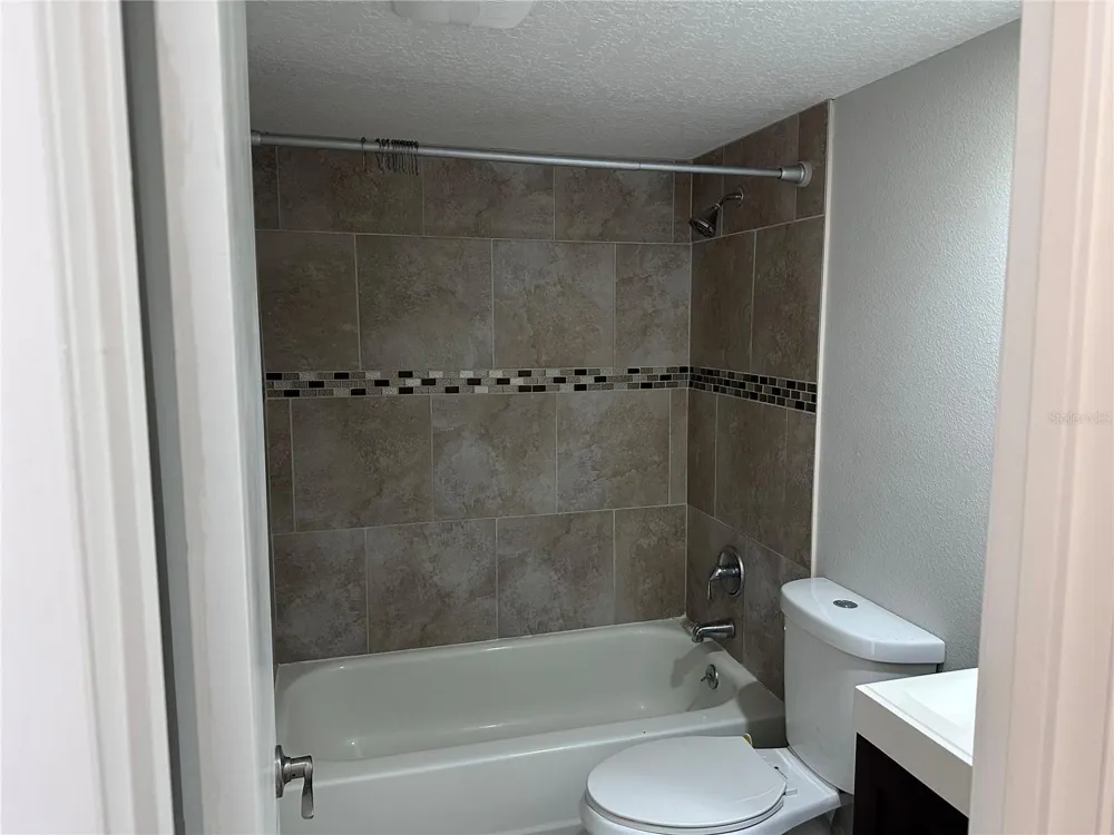 5710 JACQULYN DRIVE Zellwood, FL 32798