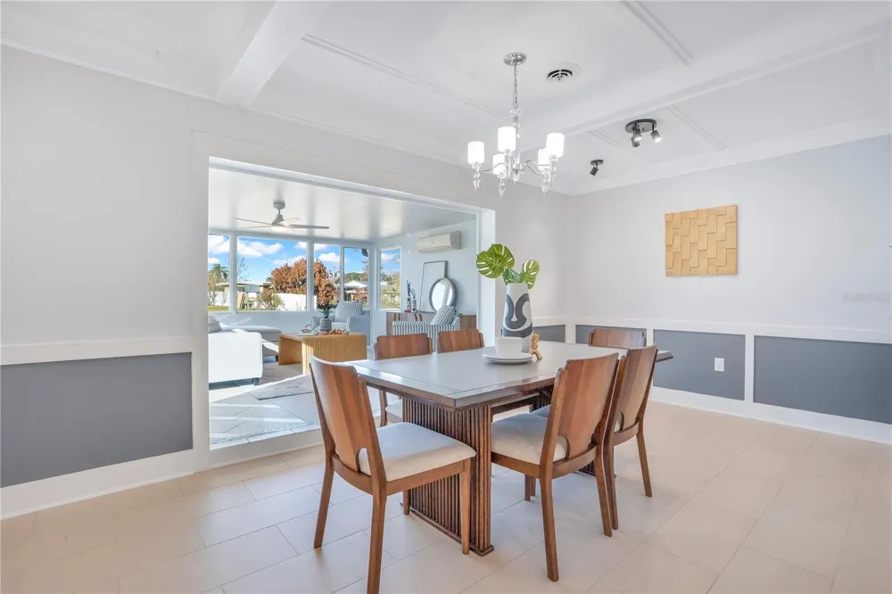 2801 GULFSTREAM ROAD Orlando, FL 32805