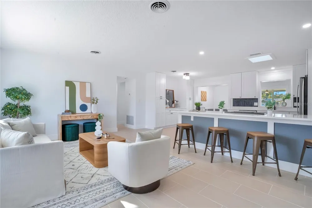 2801 GULFSTREAM ROAD Orlando, FL 32805